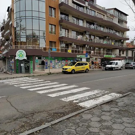 - студио в кв сарафово с морски изглед Burgas