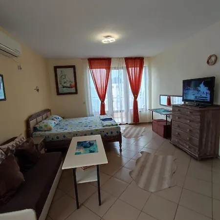Apartment - студио в кв сарафово с морски изглед *